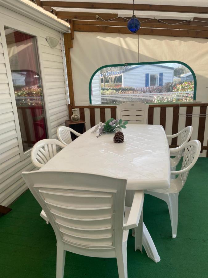 Mobil Home Parfait Etat Sur Camping Arvert Экстерьер фото